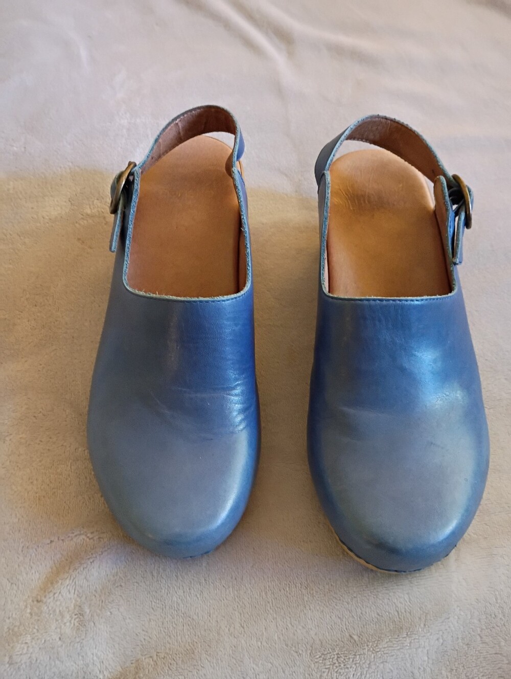 Dansko Madison Leather Sling Back Clog Mules in Blue Size 39